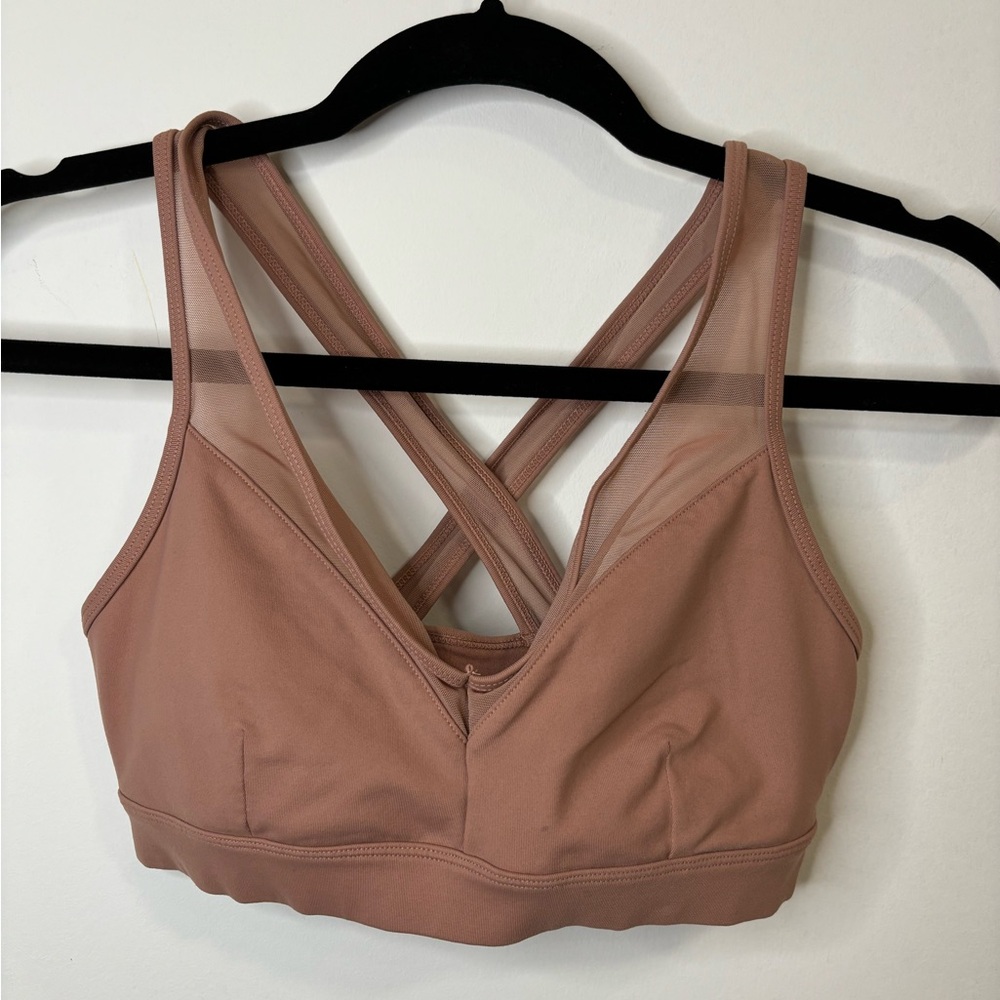 Alo Yoga Entice Mesh Cross-Back Sports Bra in Rosewater Size Small